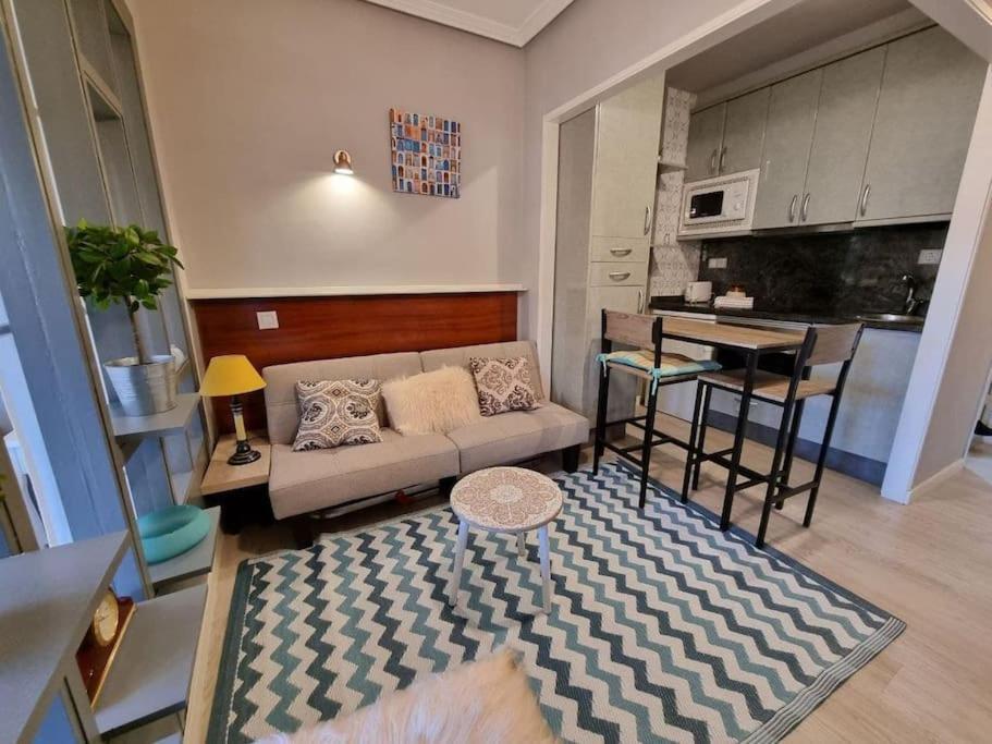 603A Coqueto Estudio En El Centro Oviedo Dış mekan fotoğraf